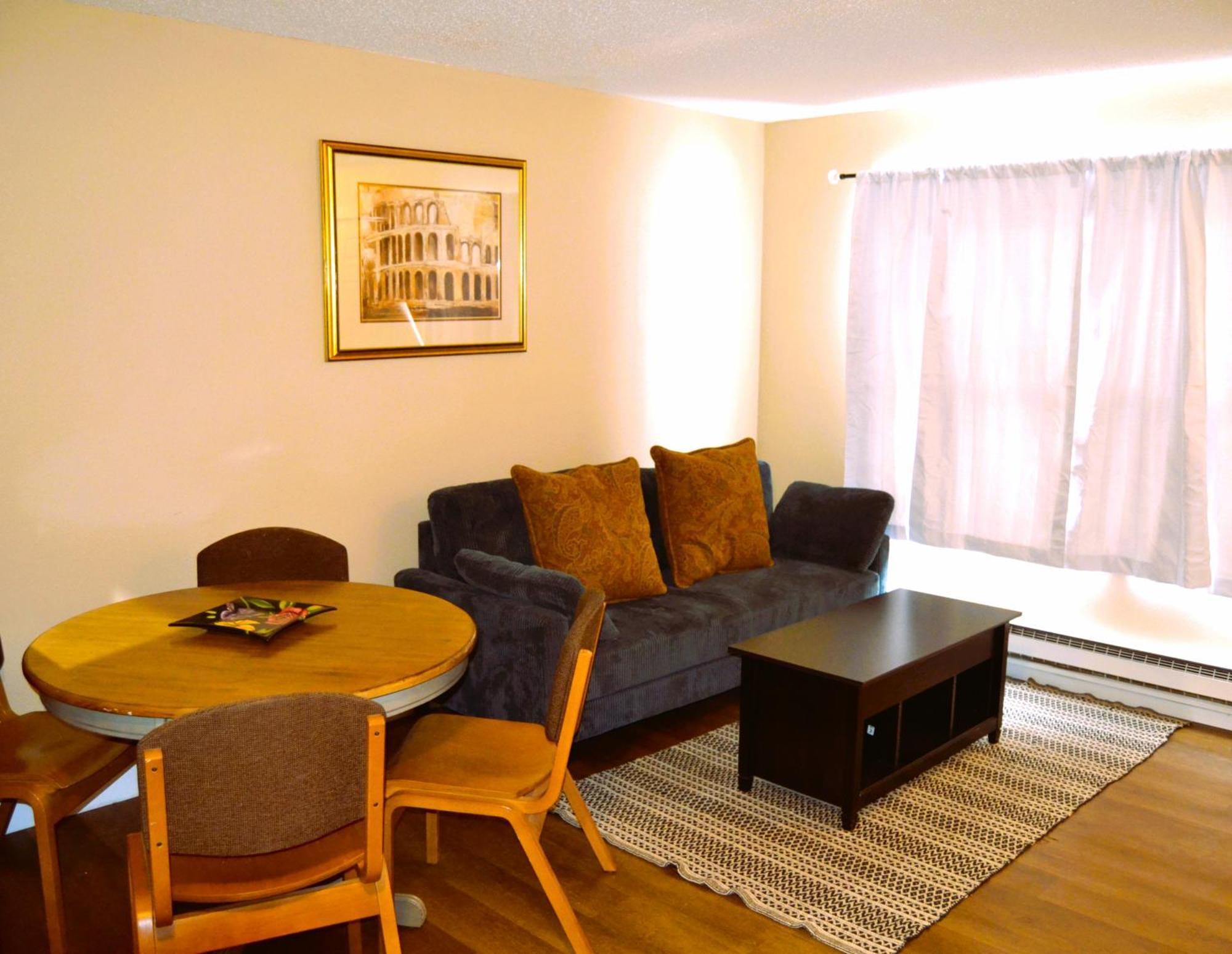 Urban Oasis Apartment Grand Forks Ngoại thất bức ảnh